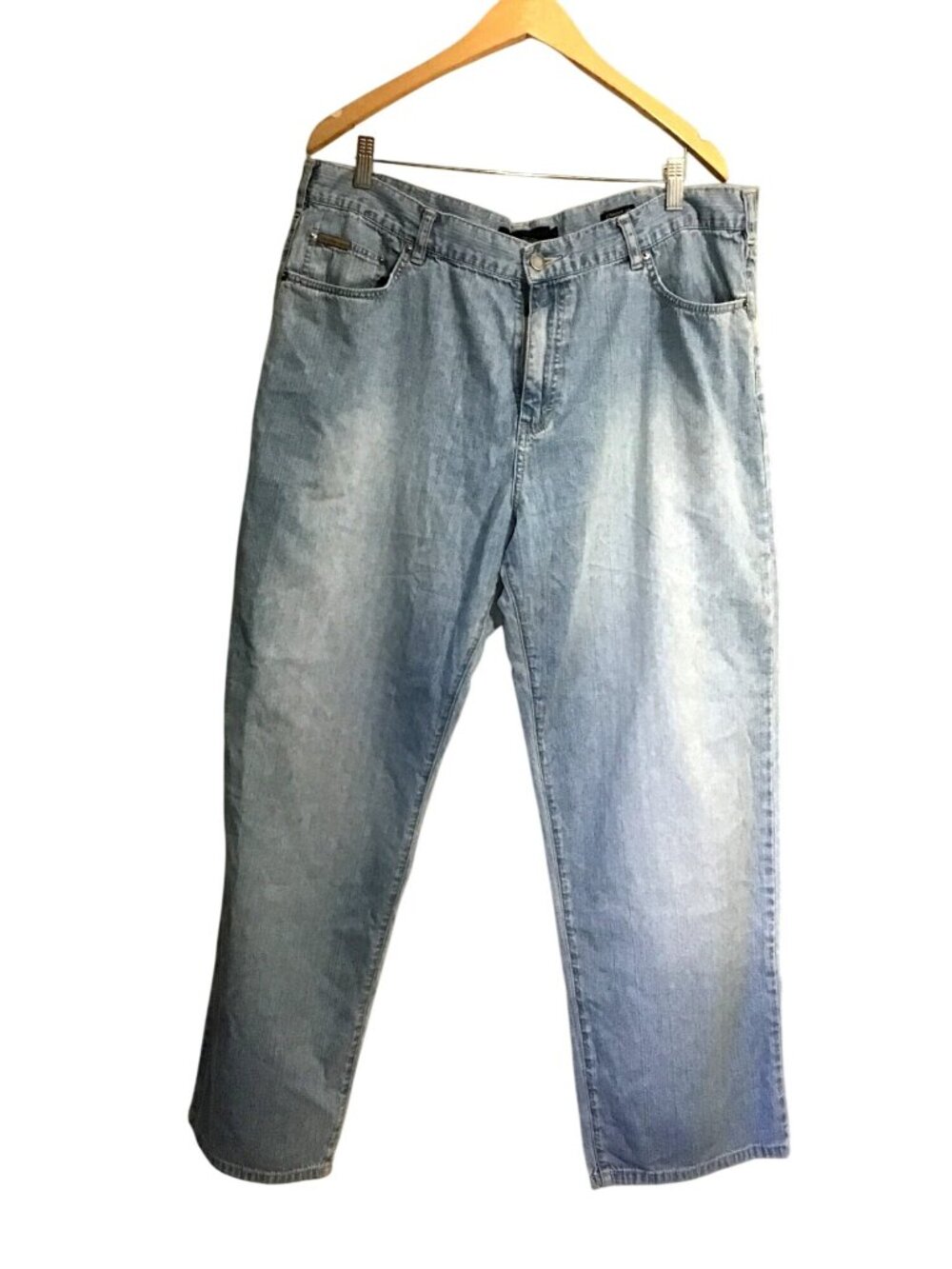 CALVIN KLEIN - LIGHT WASH STRAIGHT LEG MEN'S JEANS SIZE 40X30
